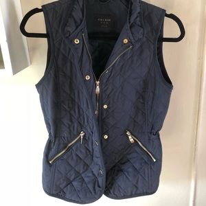 NWOT Navy Zara Puffy Vest